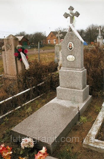 Виготовлення пам'ятників з мармурової крихти і установка в Горохові
