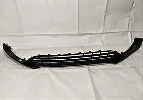 Решітка нижня Ford Focus 3 губи бампера Форд Фокус 3 2015-2018