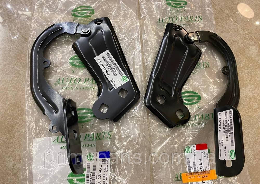 Петлі капота Ford Focus 3 завіси капота Ford Focus 3 2015-2018