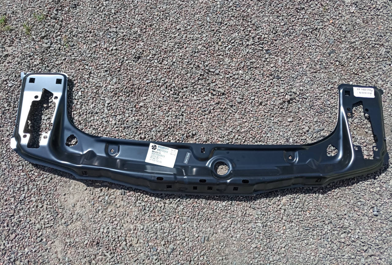 Передня панель BMW 3 F30 замкова панель БМВ Ф30 2012-2015