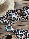 Леопардовий жіночий купальник бандо з рюшем, фото 2