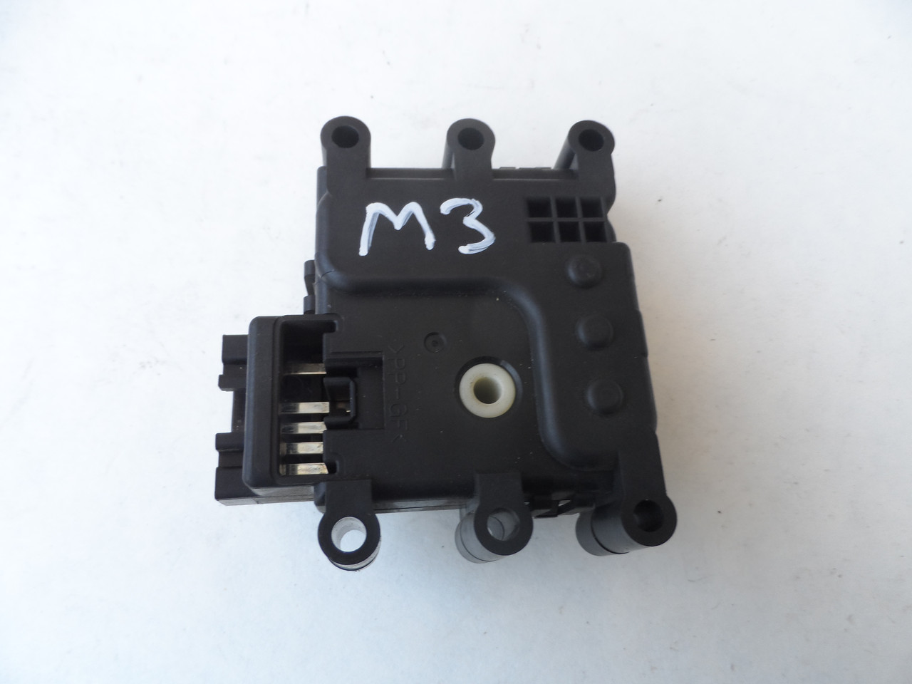 Мотор актуатор печії Mazda 3 bk хетч BP4M61A70A, фото 1