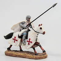 Статуэтка Рыцарь на коне с шестом из полистоуна