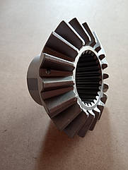 Шестірня МКД напівосьи 18зуб/26шл (2402093D) HOWO