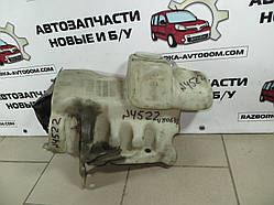 Бачок омивача 9.8L Mercedes Vito 638 (1996-2003) OE: 6388690820