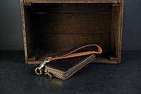 Кожаный кошелек клатч на круговой молнии с ремешком, натуральная кожа итальянский Кр коричневий, оттенок Вишня