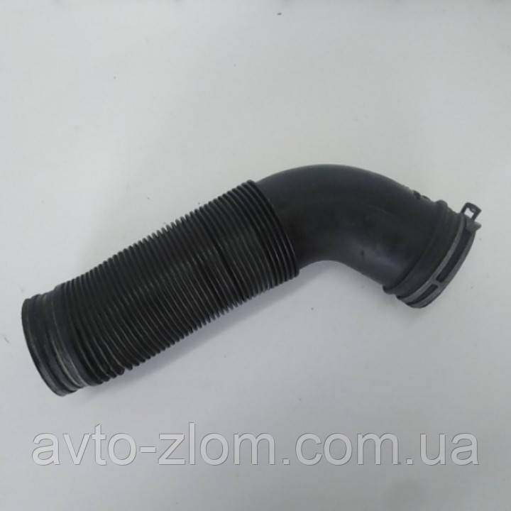 Патрубок повітряного фільтра Volkswagen Golf 3, Passat B4, Гольф 3, Пассат Б4 1,9TDI. 1H0129627AP.