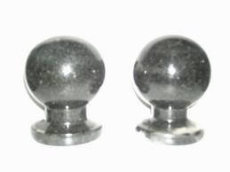 Кулі з натурального каменю