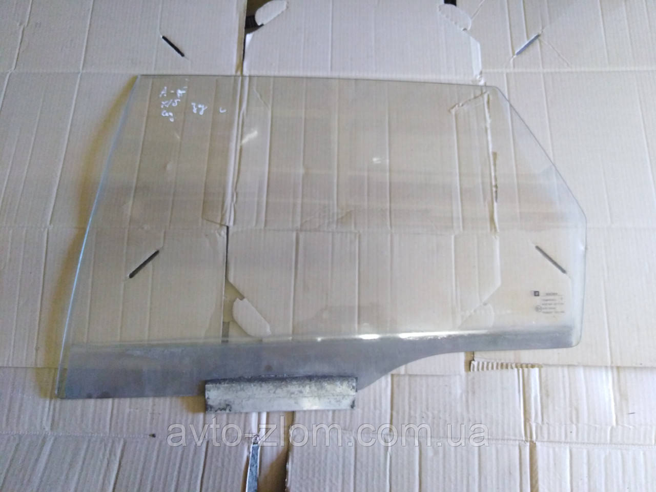 Скло дверне заднє ліве Opel Astra F, Опель Астра Ф. Седан, хітчбек., фото 1