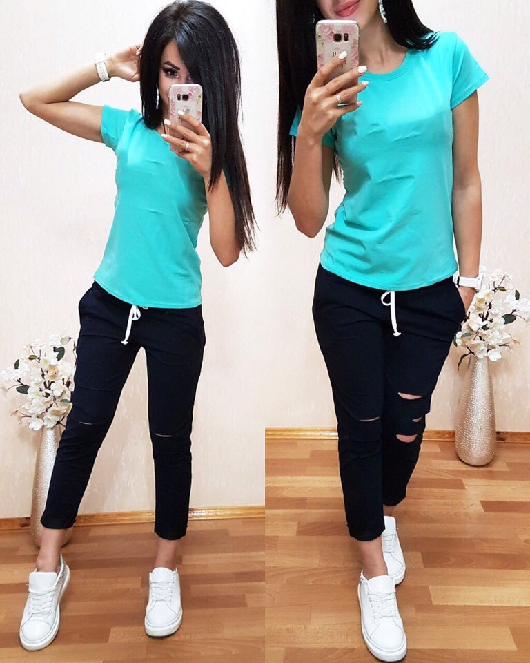 Жіночий літній костюм однотонна футболка та укорочені штани, фото 1