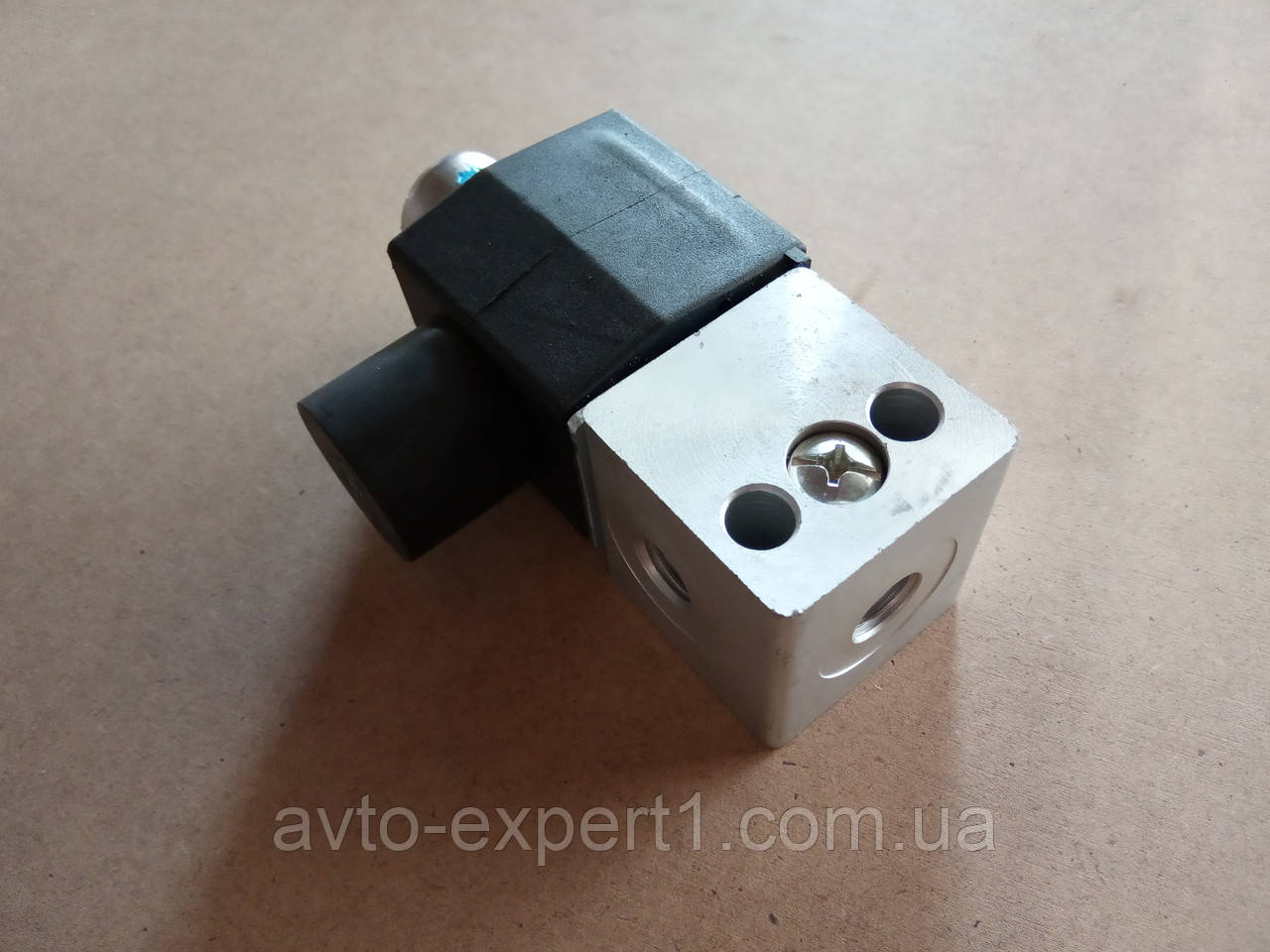 Клапан електромагнітний Howo, фото 1