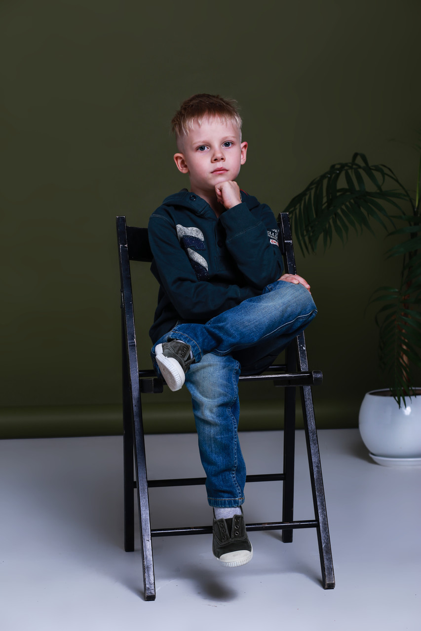 Демісезонні дитячі джинси для хлопчика з потертостями BRUMS Італія 143BFBF007 синій