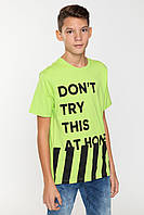 Яркая детская футболка для мальчика с надписями Young Reporter Польша 201-0440B-23-100-1 Зеленый 170