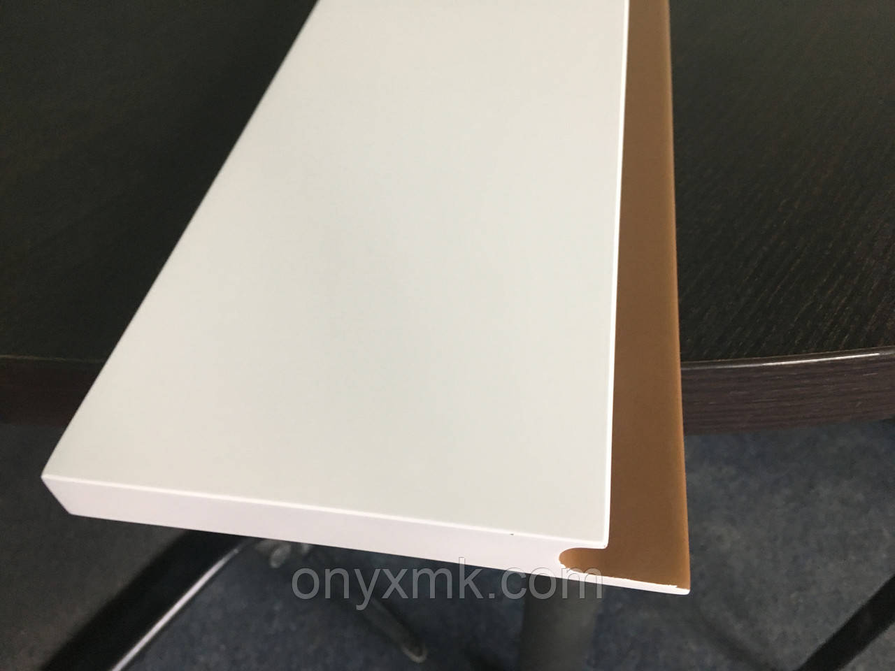 Интегрированная ручка в фасаде мдф - 95 фото