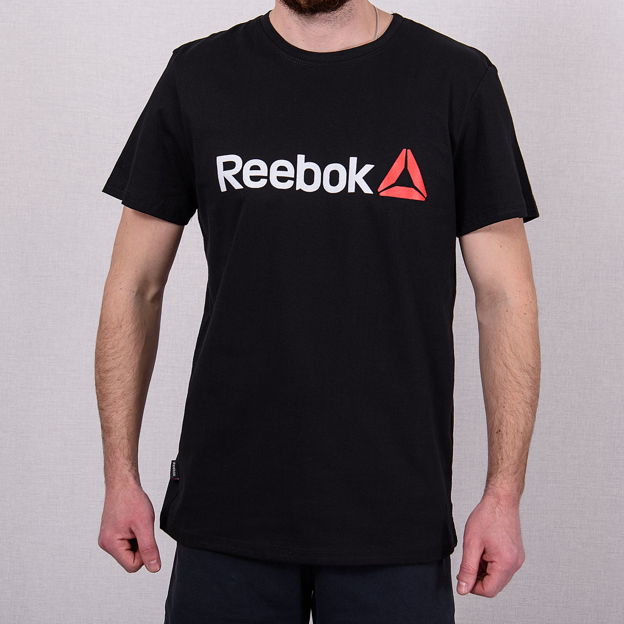 Чоловіча спортивна футболка Reebok великого розміру, чорного кольору