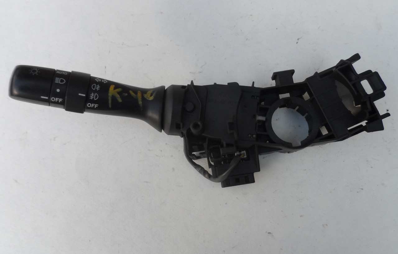 Під кермовий перемикач лівий поворотів Toyota Camry 40 RAV4 Lexus IS RX 8414042110 8414042111