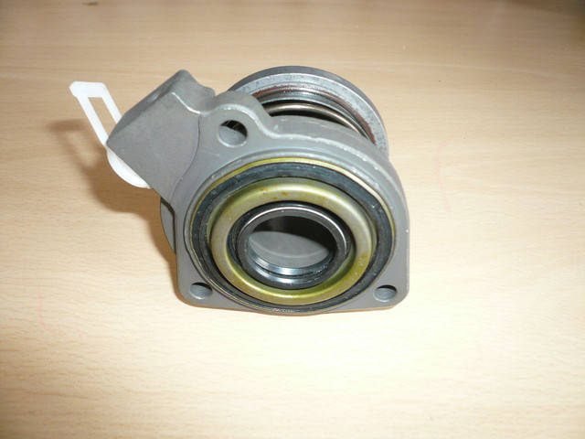 きち Підшипник зчеплення витискний із робочим циліндром зчеплення