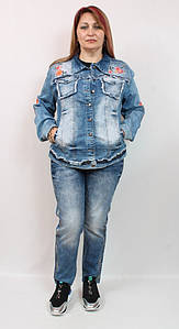 Турецький жіночий джинсовий жакет з оригінальним декором, розміри 50-56
