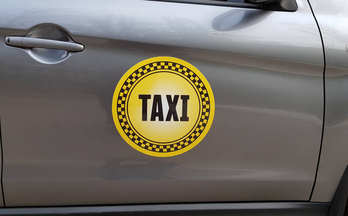 Наклейка для таксі з шашками, на магніті, самофиксирующиеся 30х30 см, толщина 1 мм, 2 шт, фото 2