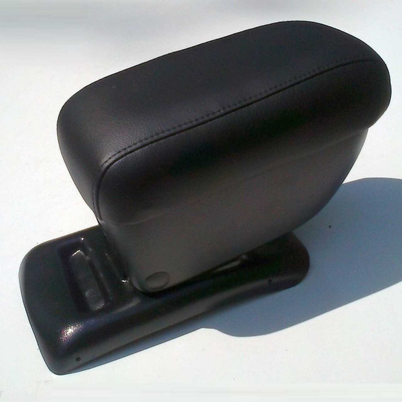 Підлокітник Armcik Стандарт для Fiat Bravo II 2006-2014, фото 1