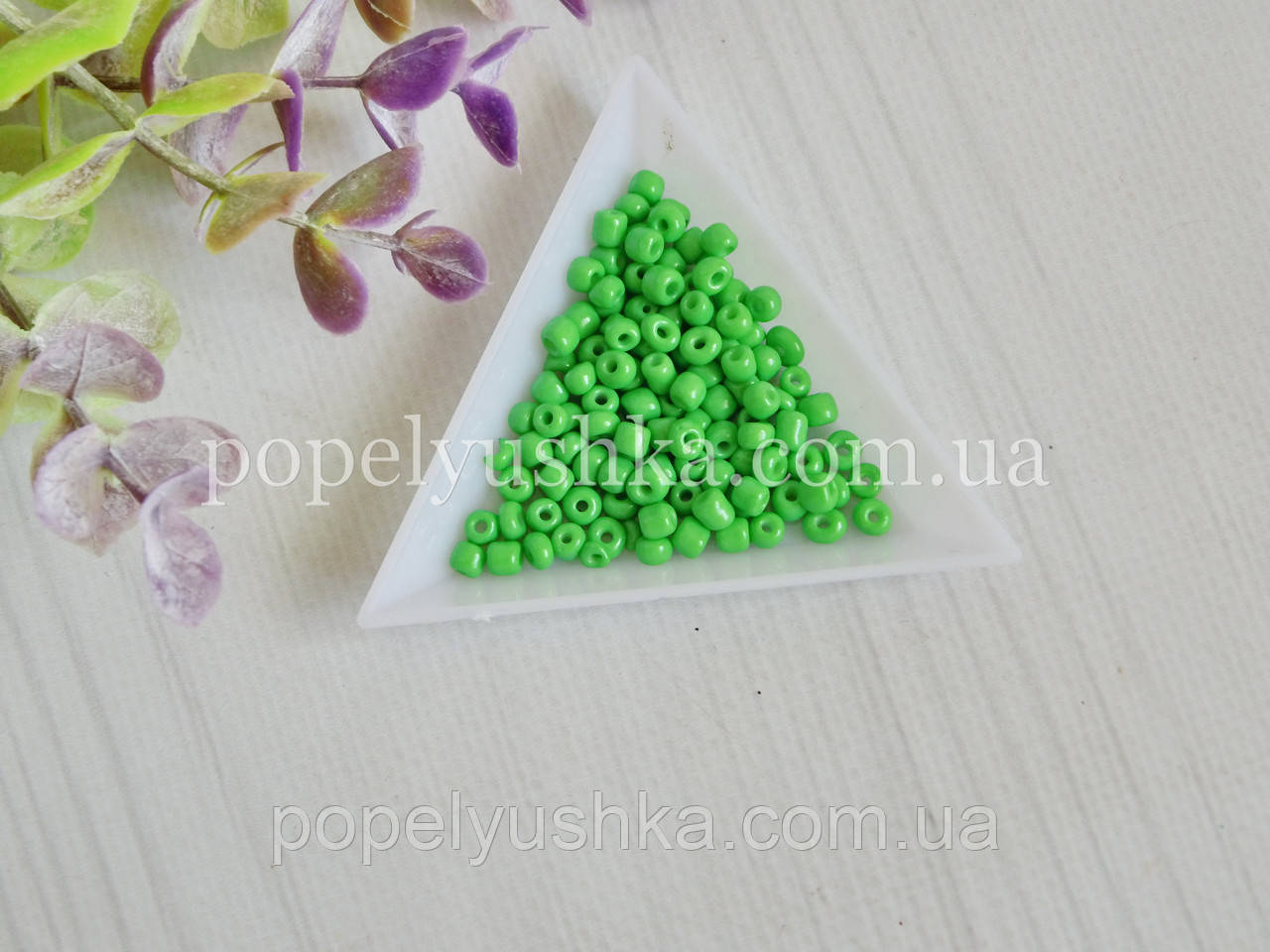 Бісер китайський великий 3.6 мм світло-салатовий (10 г), фото 1