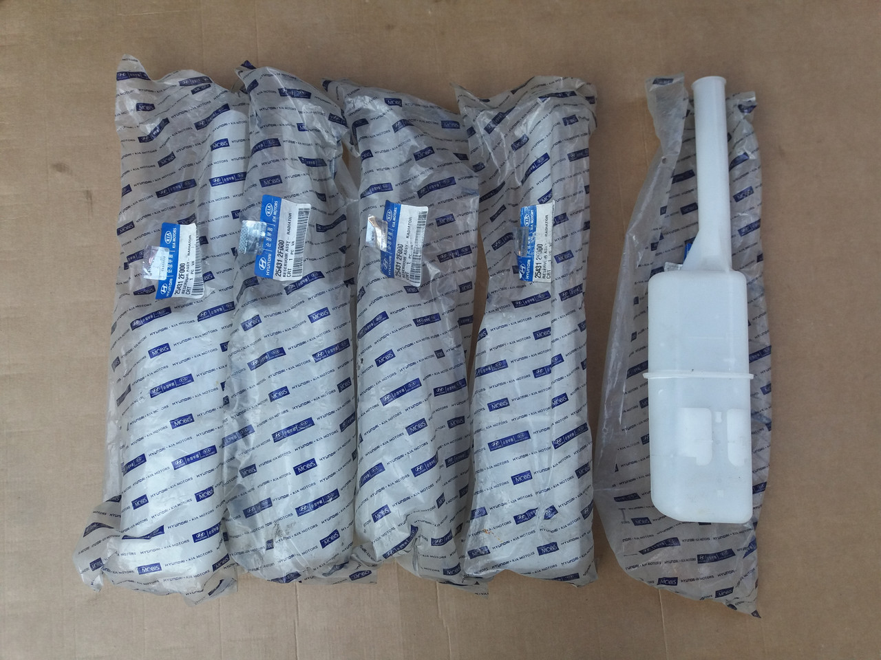 Бачок розширювальний Kia Cerato SPECTRA 254312F000, фото 1