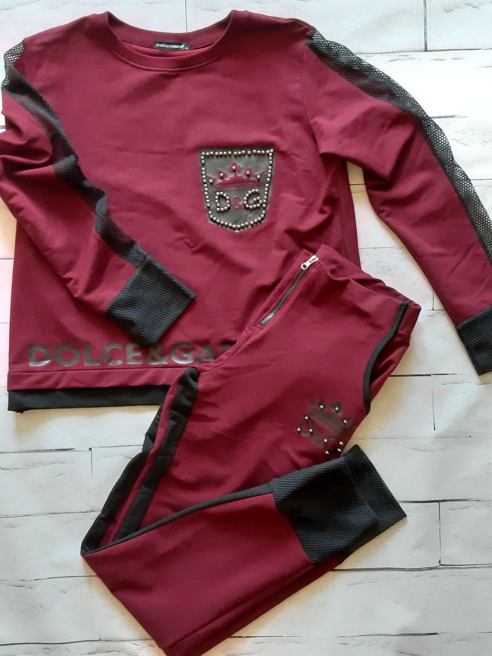 Жіночі молодіжні спортивні костюми XL.
