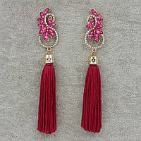 Сережки пензля жіночі гвоздики золотистого кольору довгі об'ємні колір фуксія з кристалами довжина 12 см