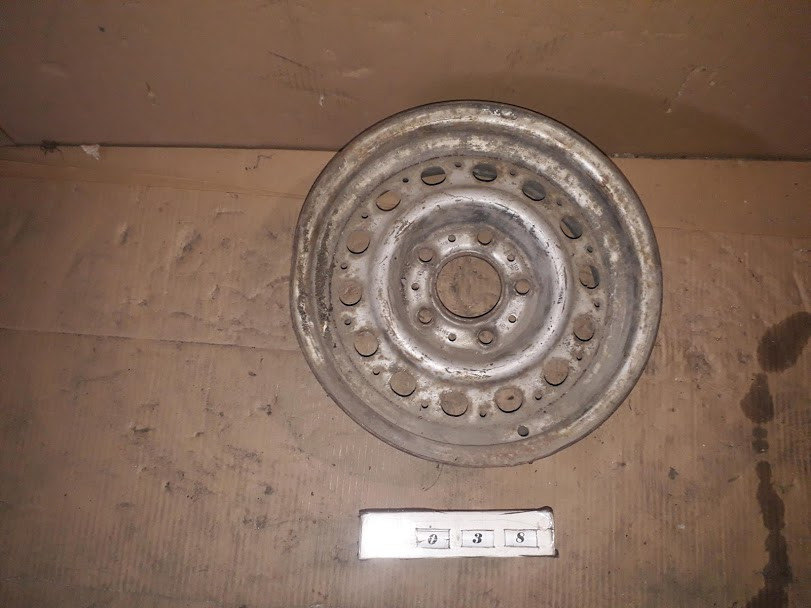№38 Б/в диск R14 5x120 ET22 DIA 72.6 для BMW E28 1981-1987