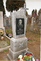 Пам'ятники з граніту та мармурової крихти