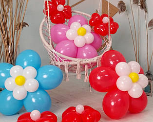 Квіти з повітряних кульок для прикраси свята (набір з семи квіток)