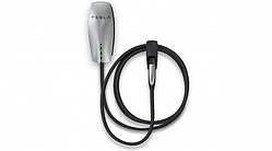 Зарядна станція Tesla Wall Connector