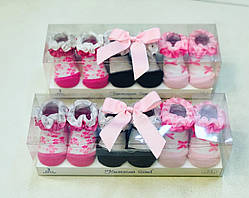 Шкарпетки для новонародженої дівчинки