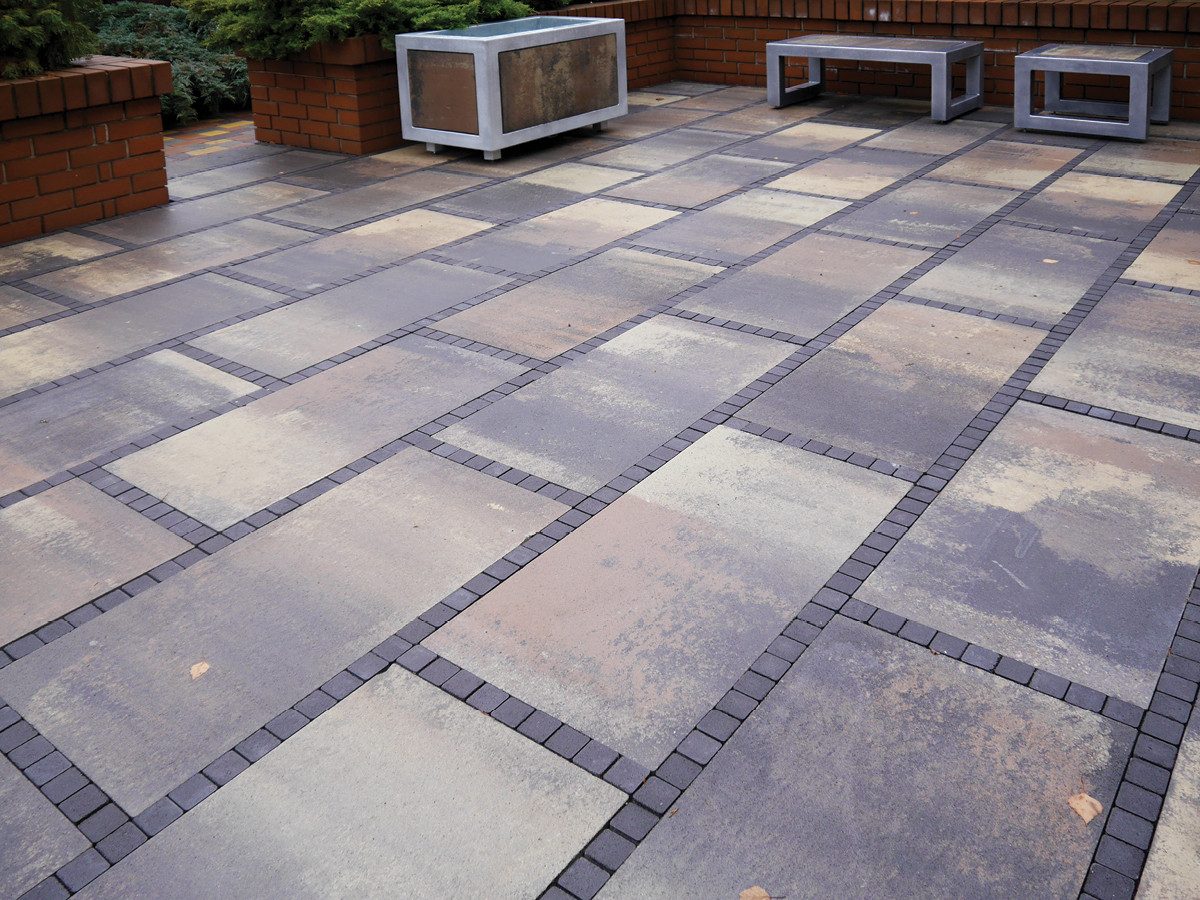 Укладка тротуарной плитки заказать в Киеве, цена в Украине ...