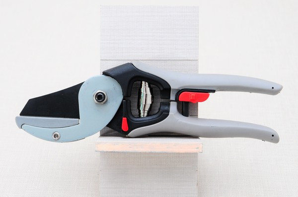 Секатор Bellota 3402