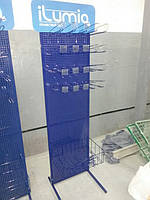 Торговая стойка перфорированная с крючками