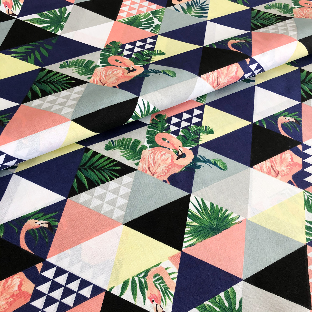 ΠΠΎΠ»ΡΡΡΠΊΠ° Π±ΡΠ·Ρ "Π€Π»Π°ΠΌΡΠ½Π³ΠΎ Π½Π° ΡΡΠΈΠΊΡΡΠ½ΠΈΠΊΠ°Ρ
", ΡΠΎΡΠΎ 1