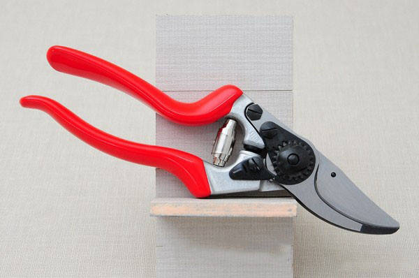 Садовий секатор FELCO 9 - Фелко 9 обвідний для лівші, фото 2