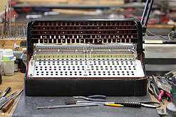 Ремонт баянів, акордеонів, гармоней