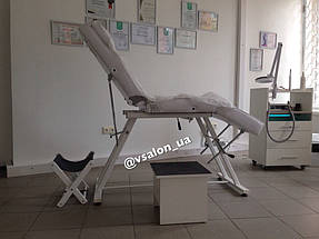 Подставка под сумку в салон красоты