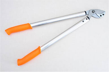 Сучкоріз LOWE 22.065