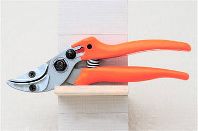 Секатор Lowe 16.104 для троянд - Льове 16.104