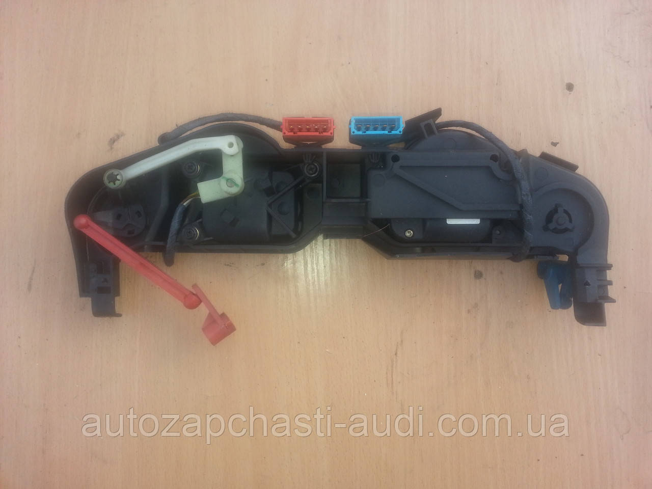 Электрические заслонки управления печкой Audi 100 A6 C4 91-97г - фото 1 - id-p153004587
