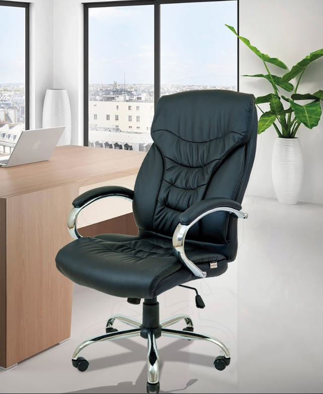 Офисное кресло Richman Кальяри черное