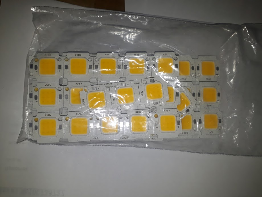 Світлодіод 10w 9-12v 2700K LED матриця 10W