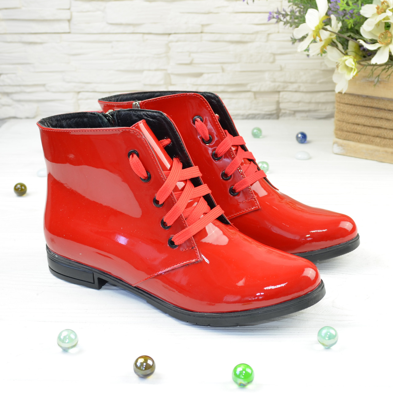 Черевики жіночі червоні лакові на шнурівці, фото 1
