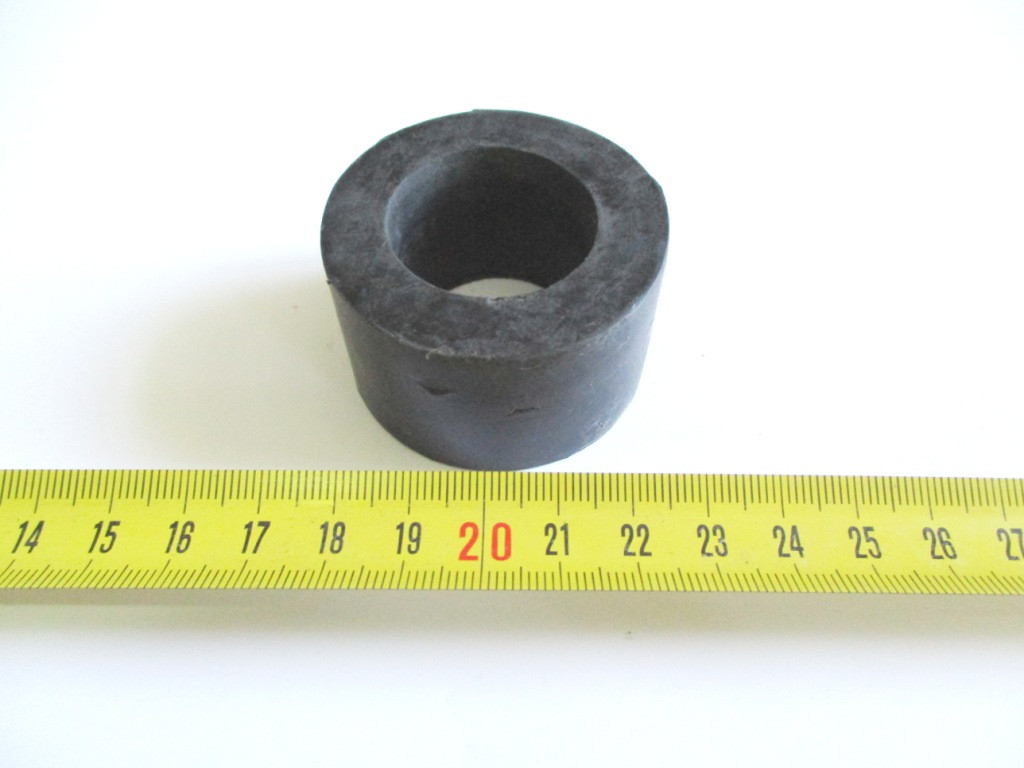                     Втулка гумова (сенокосарка 9G) 30*50*30 (9G180.02.144)