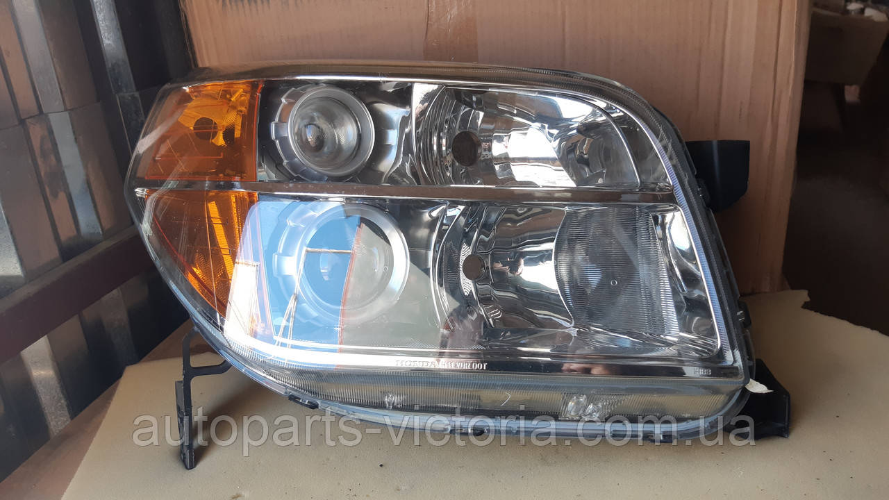 Фара Honda Pilot права USA