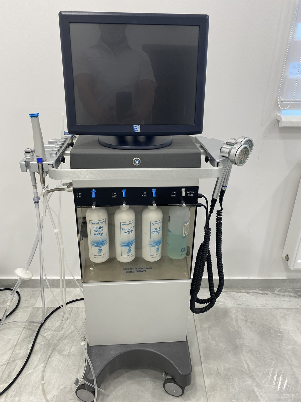 Апарат HydraFacial Elite 2024 р. випуску