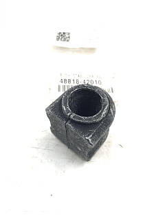 Оригінальна втулка заднього стабілізатора 48818-42010